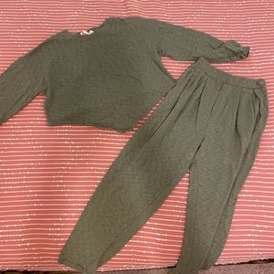 Super cute and Comfy matching set!